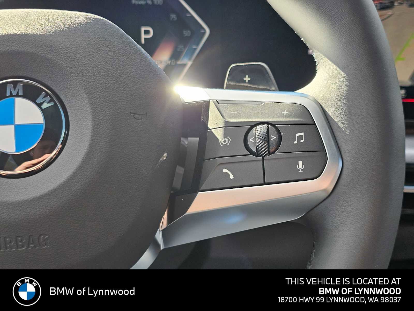 New 2026 BMW X2 xDrive28i w/ Technology Package AWD/4WD image 31