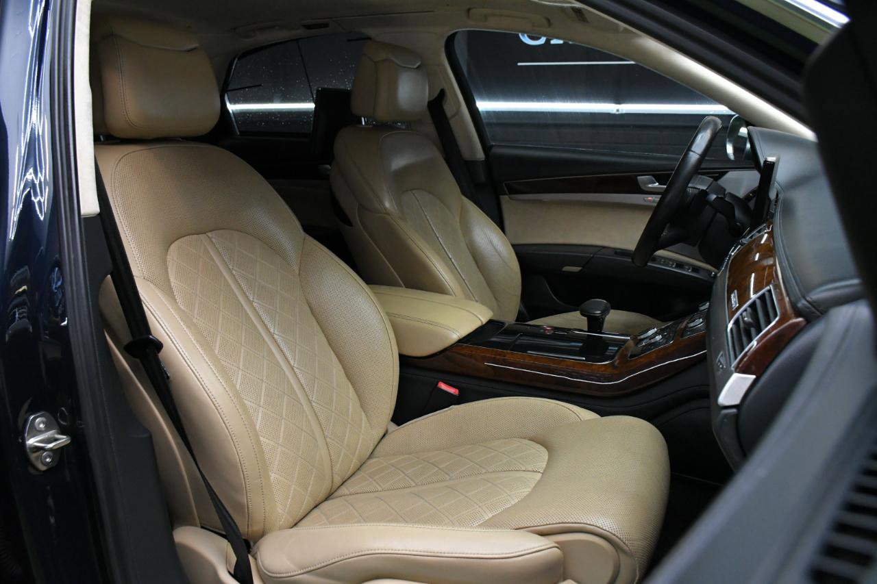 Used 2013 Audi S8 AWD/4WD image 40