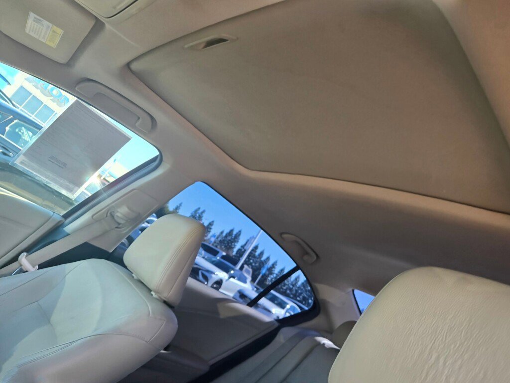 Used 2015 Honda Accord Touring image 16