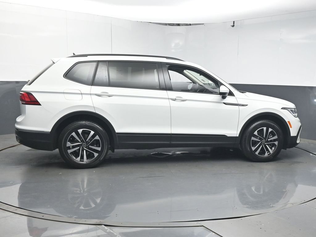Used 2024 Volkswagen Tiguan S image 8