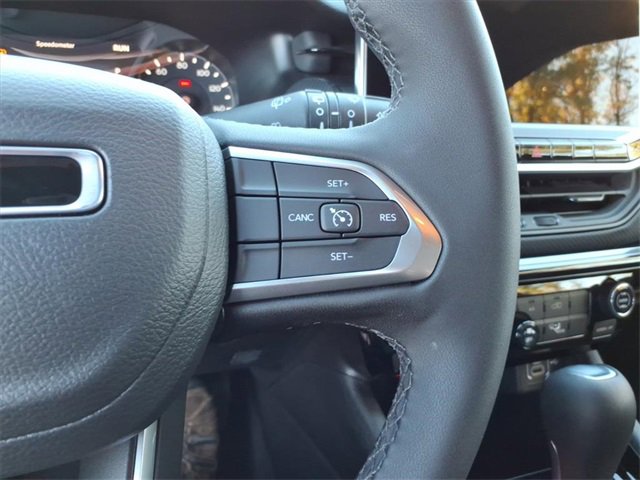 New 2026 Jeep Compass Latitude image 18