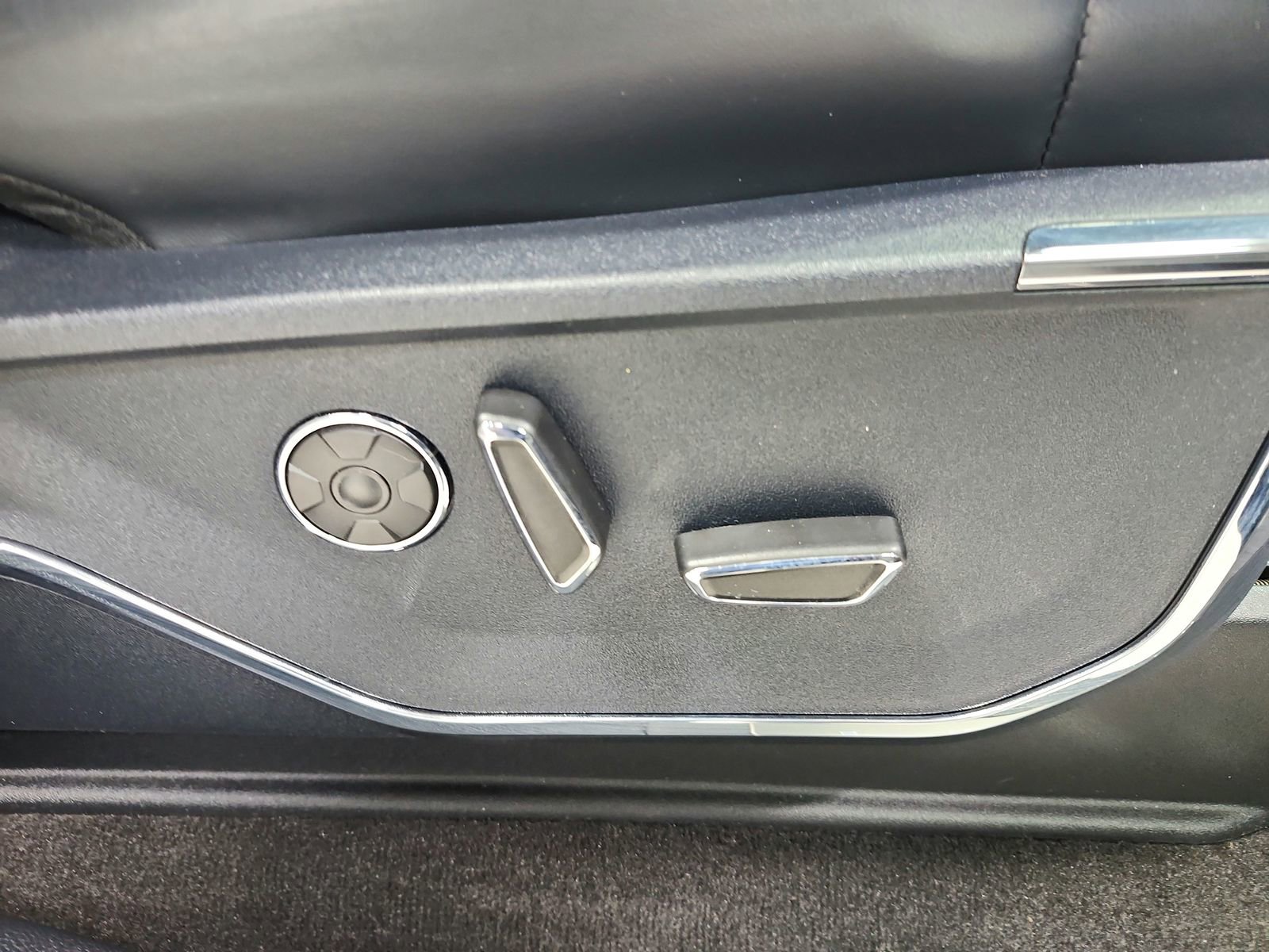 Used 2021 Ford F150 Platinum w/ Equipment Group 701A High image 42