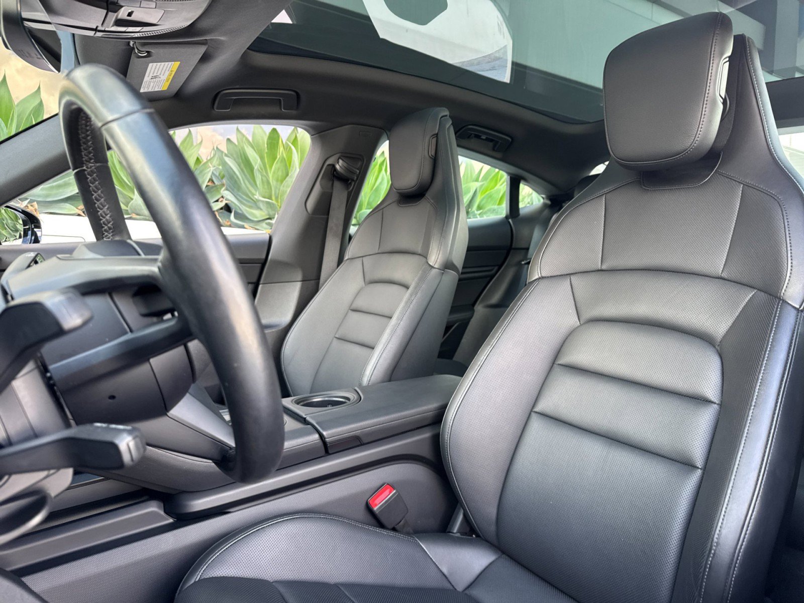 Used 2024 Porsche Taycan RWD image 5