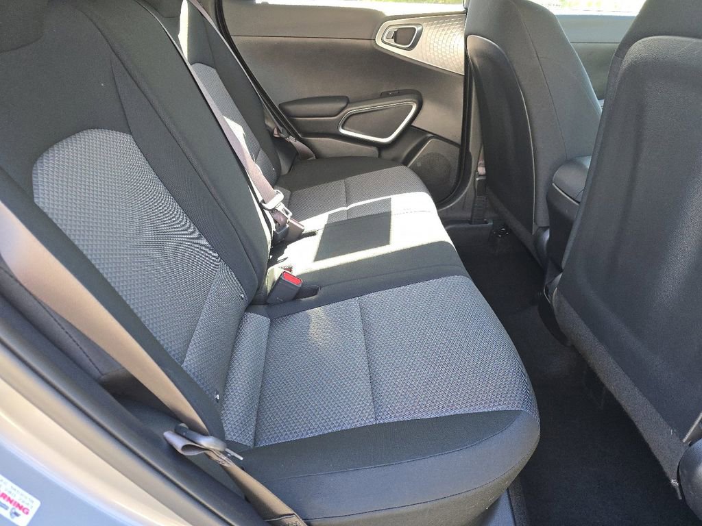 Used 2023 Kia Soul S image 17