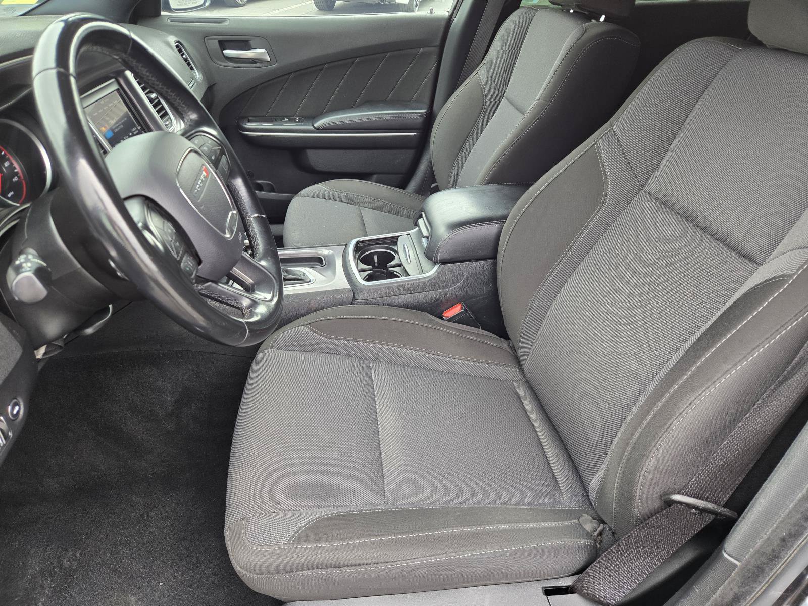 Used 2020 Dodge Charger SXT RWD image 21