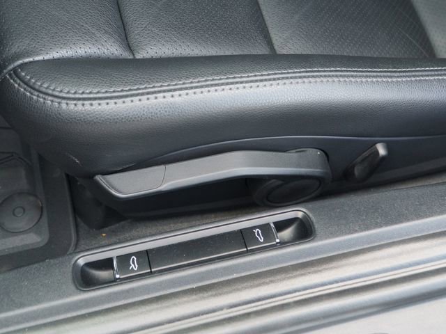 Used 2016 Porsche Cayman S image 18