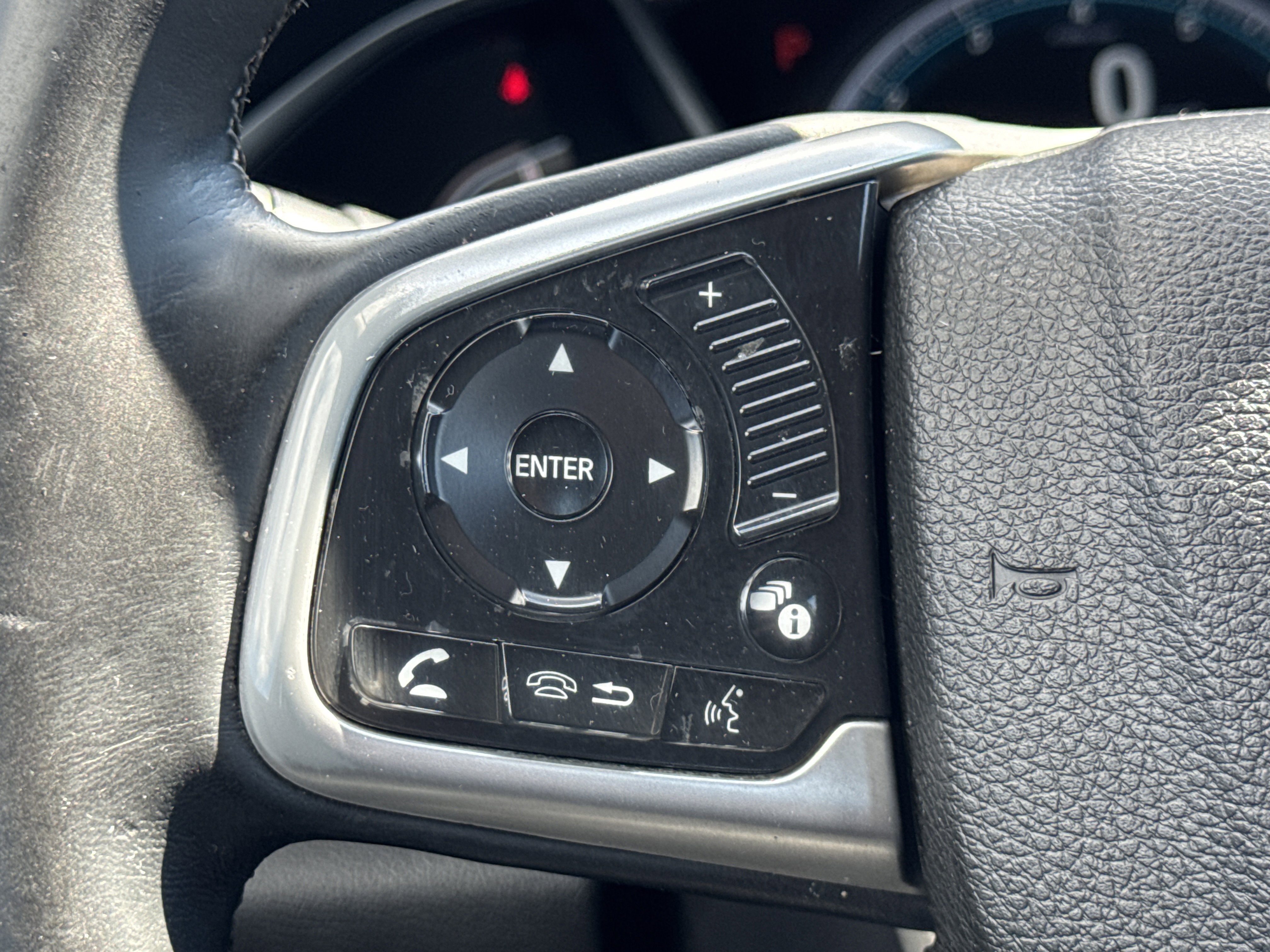 Used 2016 Honda Civic EX-L image 5