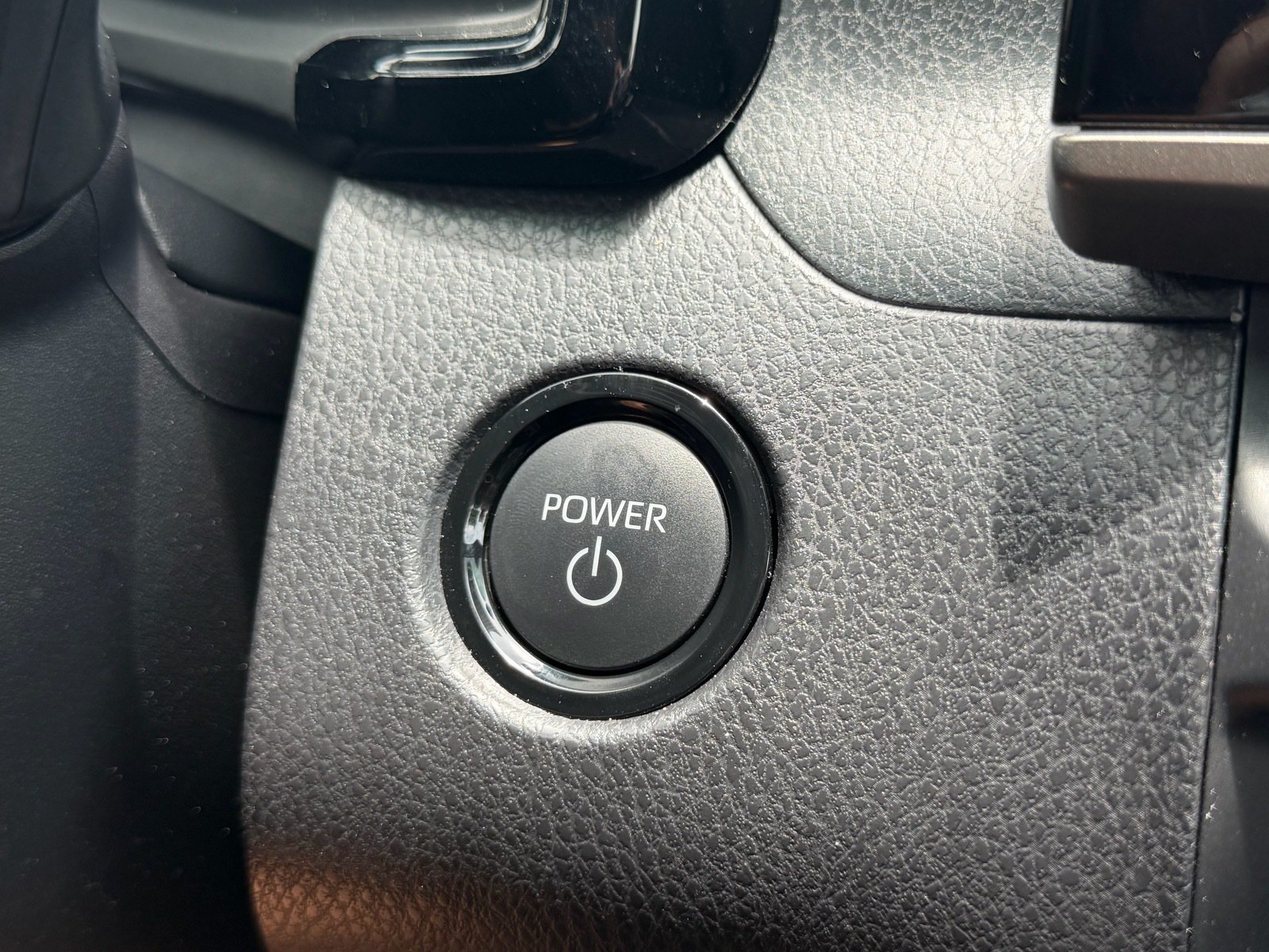 Used 2026 Toyota Camry SE FWD image 25
