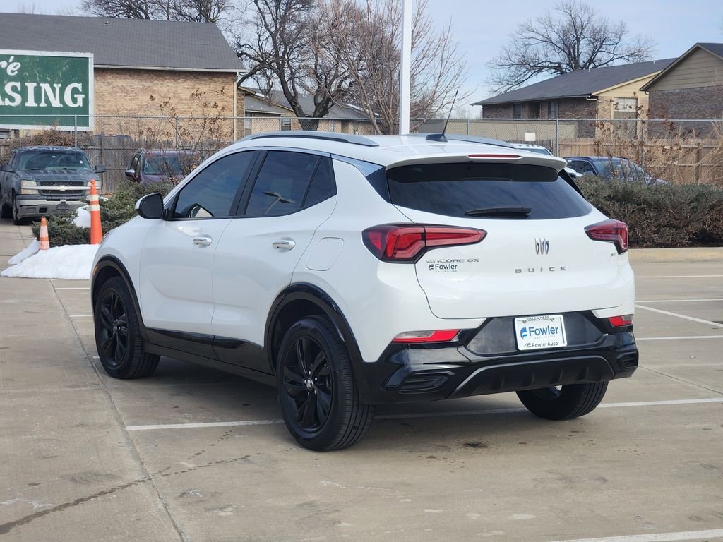 Used 2024 Buick Encore GX Sport Touring image 5