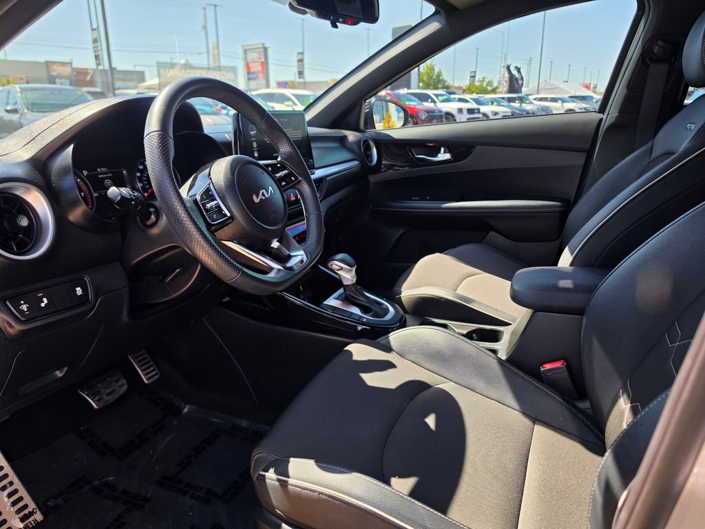 Certified 2024 Kia Forte GT-Line FWD image 9