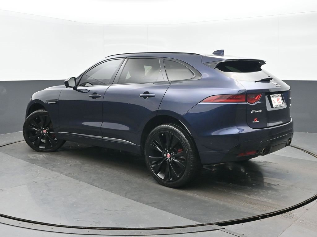 Used 2019 Jaguar F-PACE S image 5
