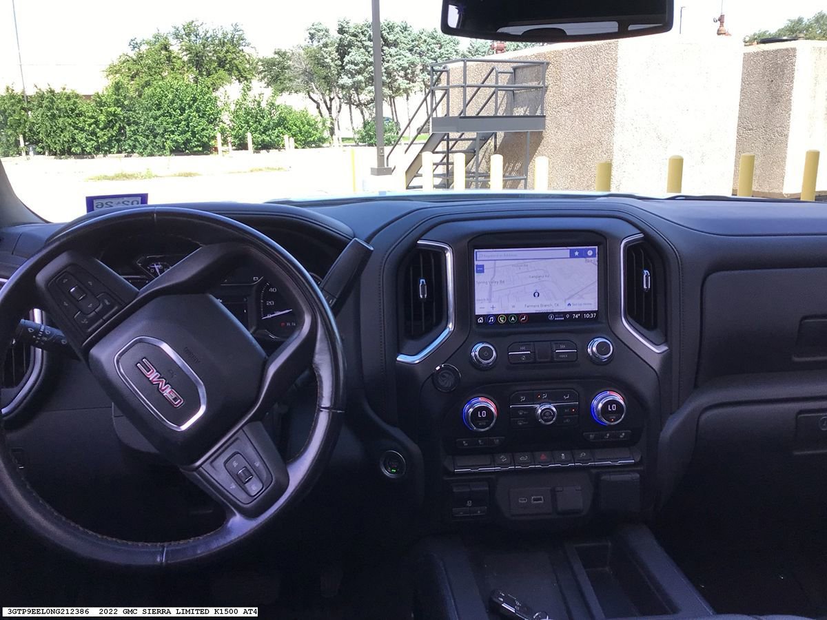 Used 2022 GMC Sierra 1500 AT4 w/ AT4 Preferred Package AWD/4WD image 10