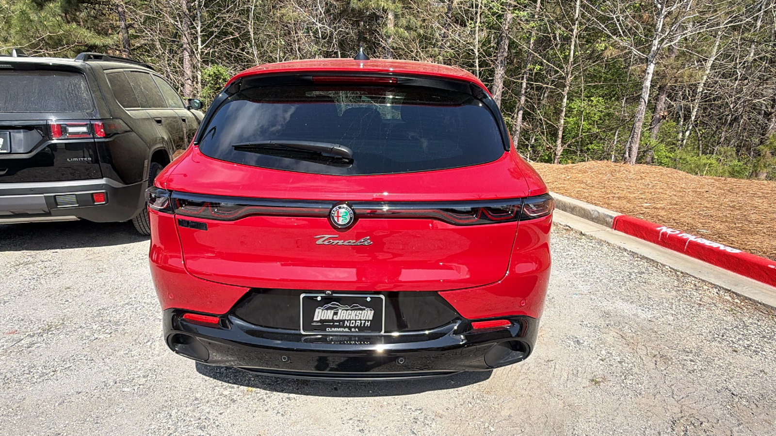 Used 2025 Alfa Romeo Tonale image 9