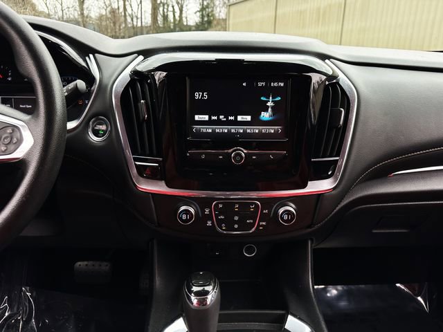 Used 2018 Chevrolet Traverse LS image 18