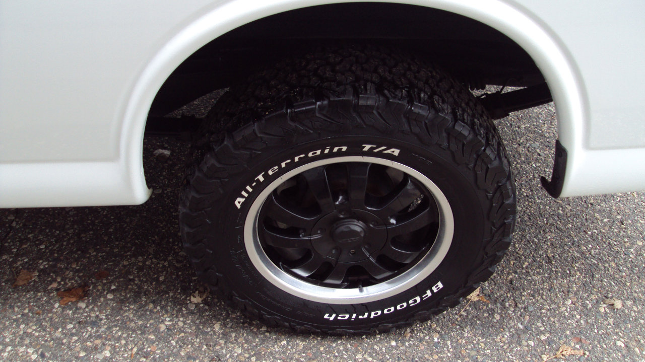 Used 2012 GMC Savana 1500 AWD image 27