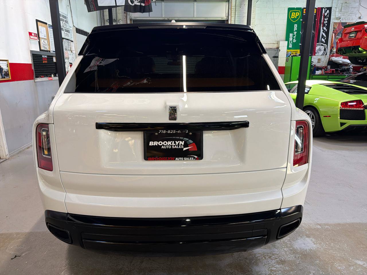 Used 2023 Rolls-Royce Cullinan AWD/4WD image 7