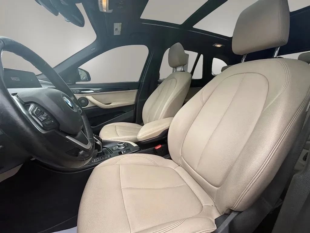 Used 2021 BMW X1 xDrive28i w/ Premium Package AWD/4WD image 23
