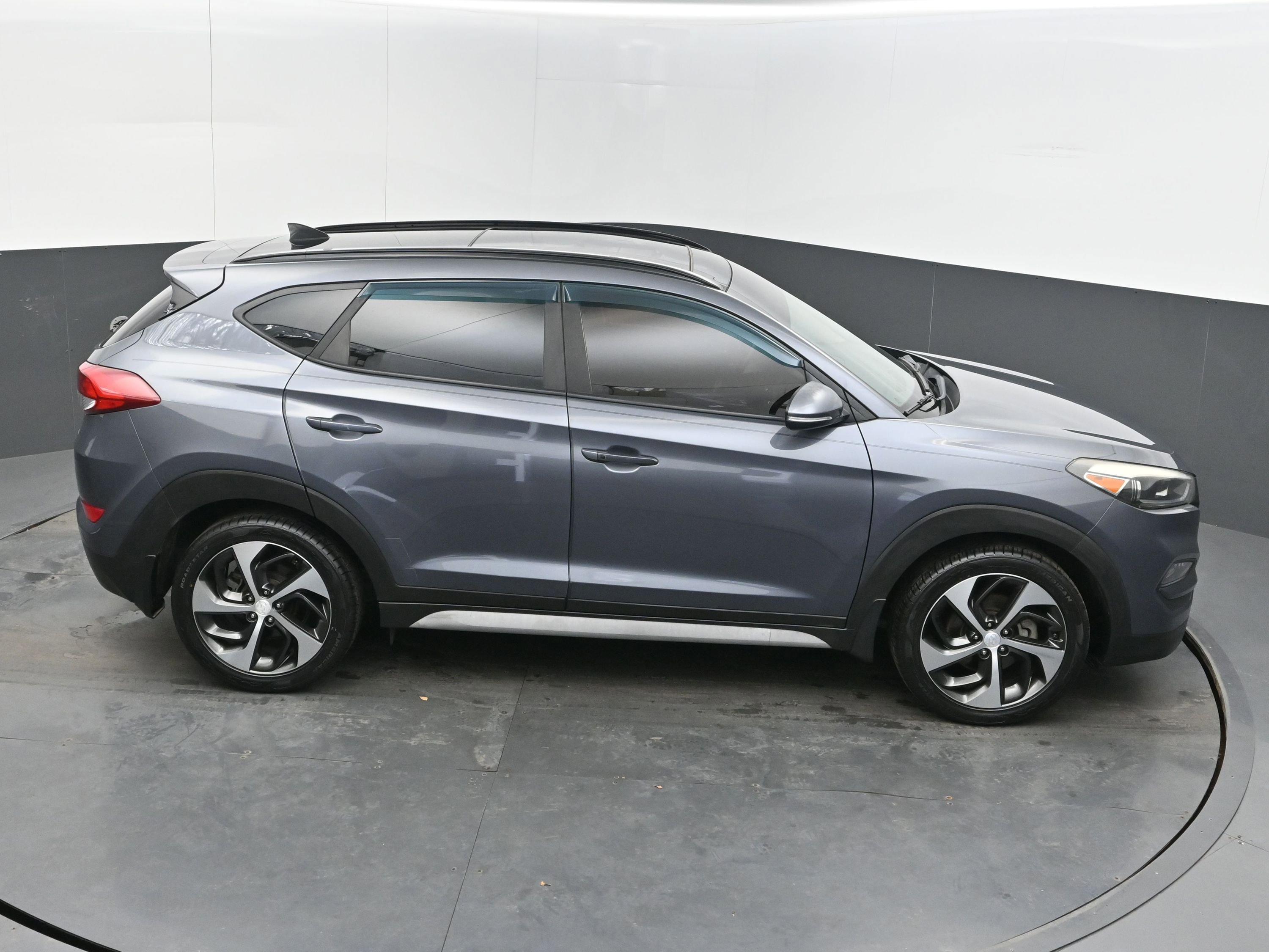 Used 2018 Hyundai Tucson Value image 37