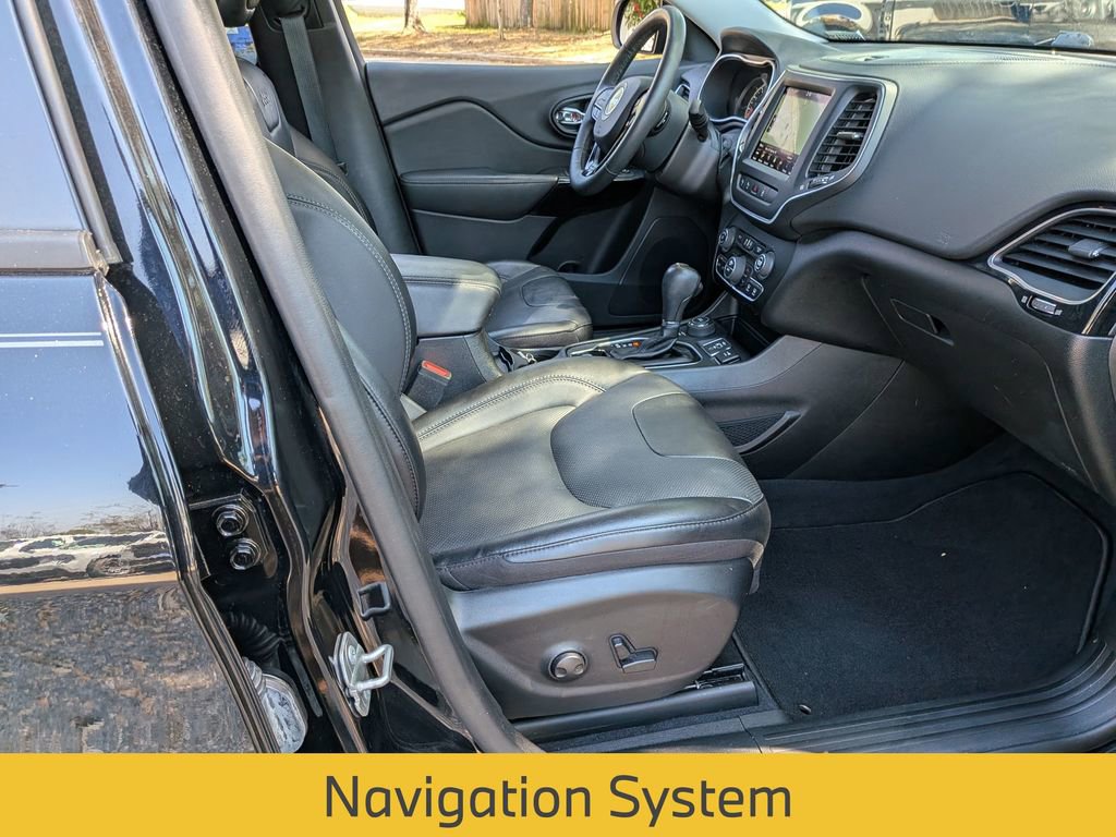 Used 2023 Jeep Cherokee Altitude Lux image 18