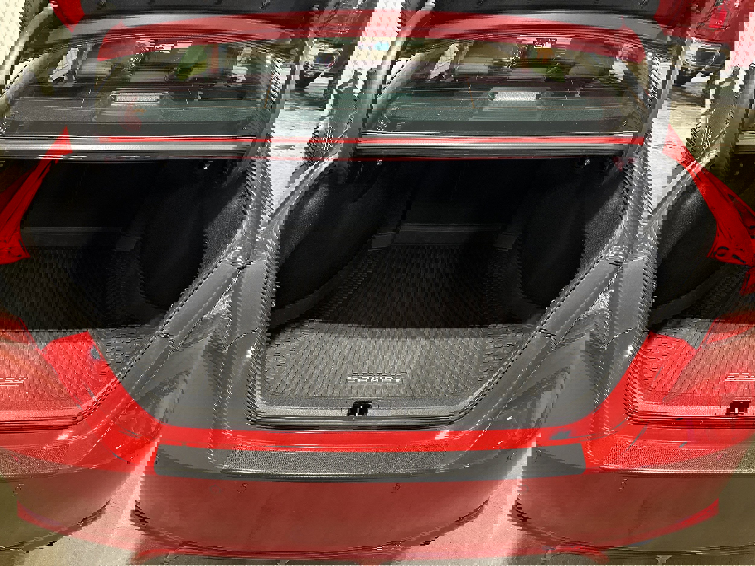 Used 2024 Toyota Camry XSE w/ Navigation Package image 3