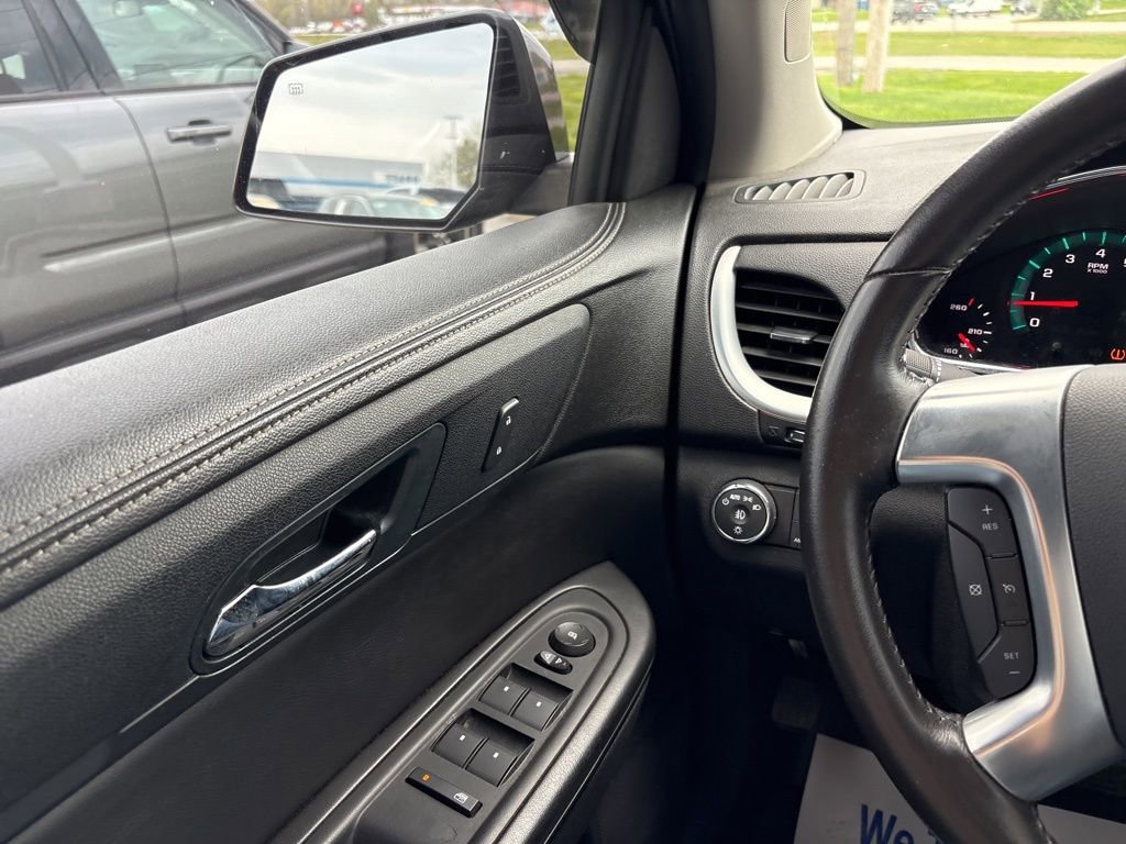 Used 2016 Chevrolet Traverse LT w/ Style and Technology Package AWD/4WD image 35