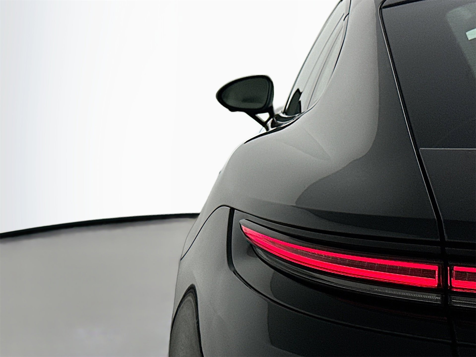 New 2026 Porsche Panamera 4 image 16