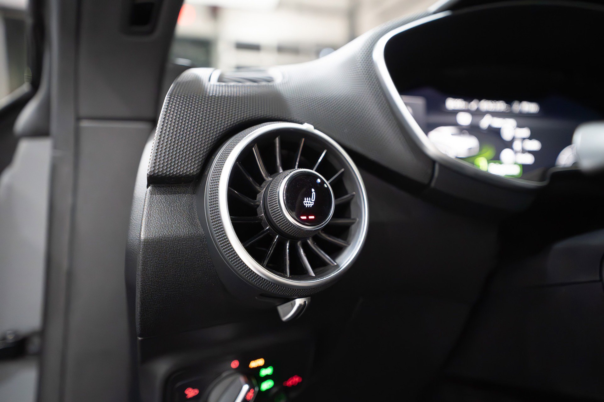 Used 2018 Audi TT RS w/ Technology Package image 15