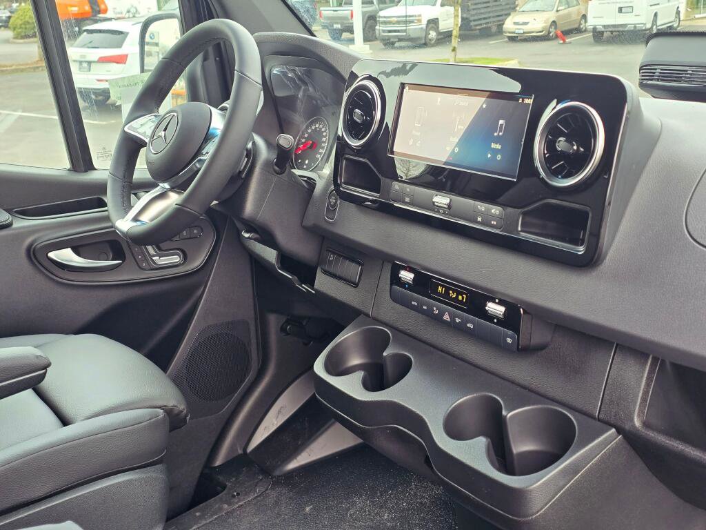 New 2026 Mercedes-Benz Sprinter 144 Cargo image 19