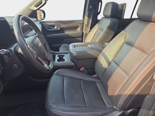 Used 2023 Chevrolet Suburban High Country w/ Premium Package 2 AWD/4WD image 19
