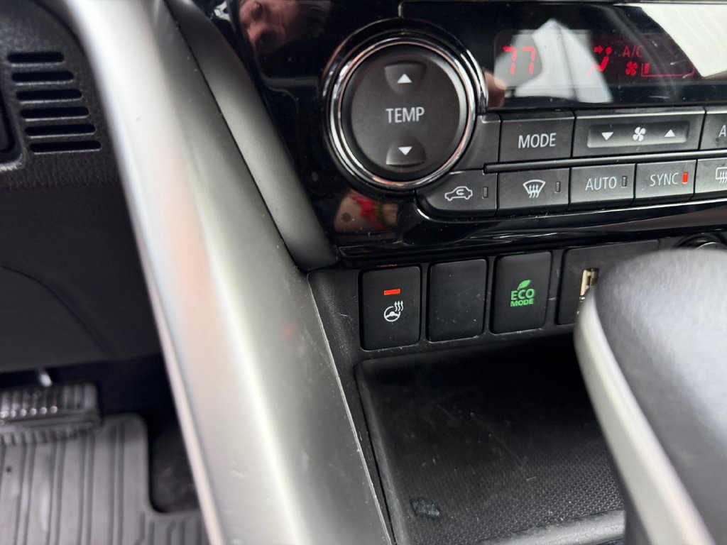 Used 2025 Mitsubishi Eclipse Cross SEL AWD/4WD image 29