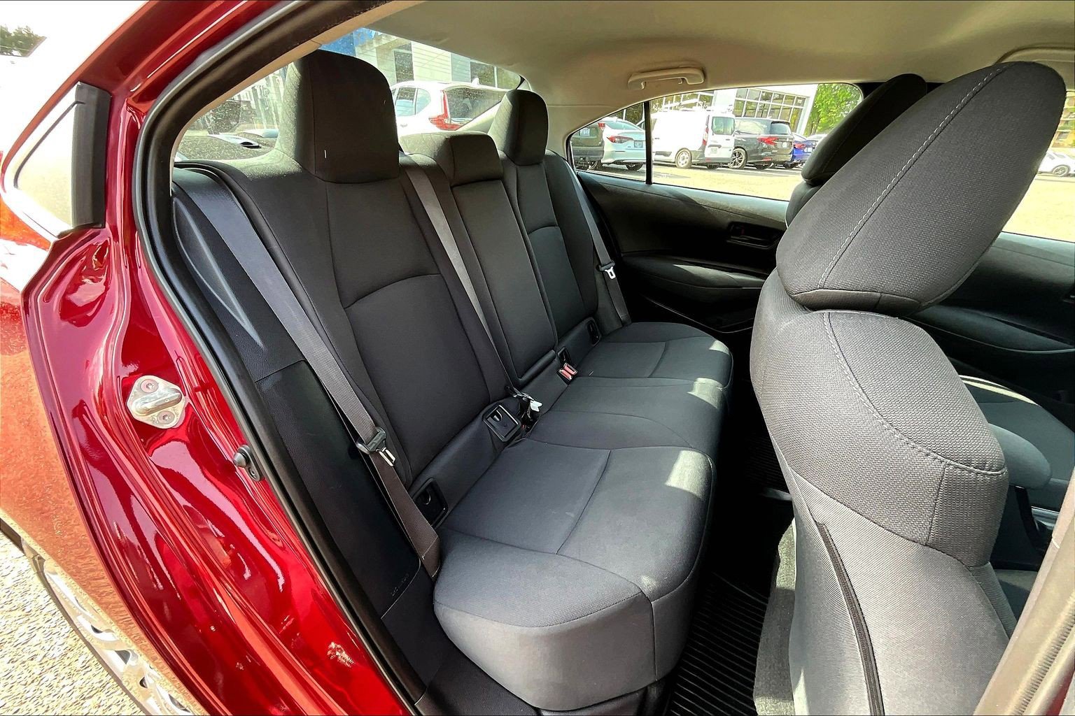 Used 2022 Toyota Corolla LE FWD image 27