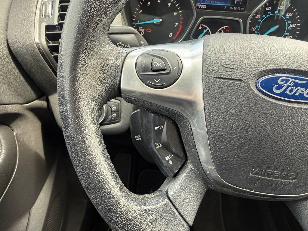 Used 2016 Ford Escape Titanium w/ Equipment Group 301A AWD/4WD image 18