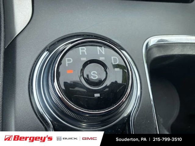 Used 2018 Ford Fusion SE w/ Fusion SE Technology Package image 18