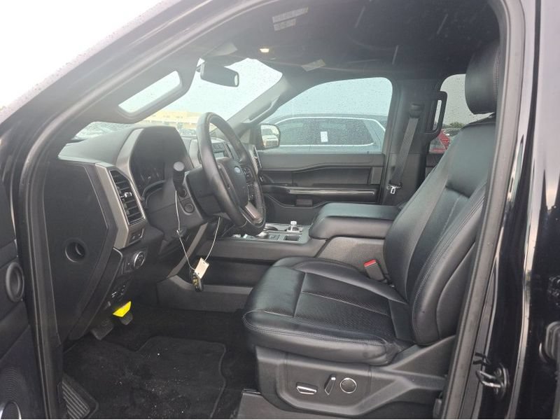Used 2019 Ford Expedition XLT w/ Equipment Group 202A RWD image 11