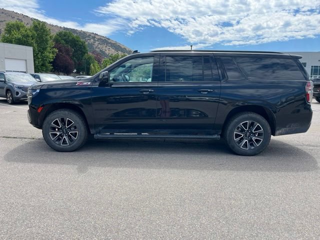 Used 2022 Chevrolet Suburban Z71 w/ Luxury Package AWD/4WD image 6
