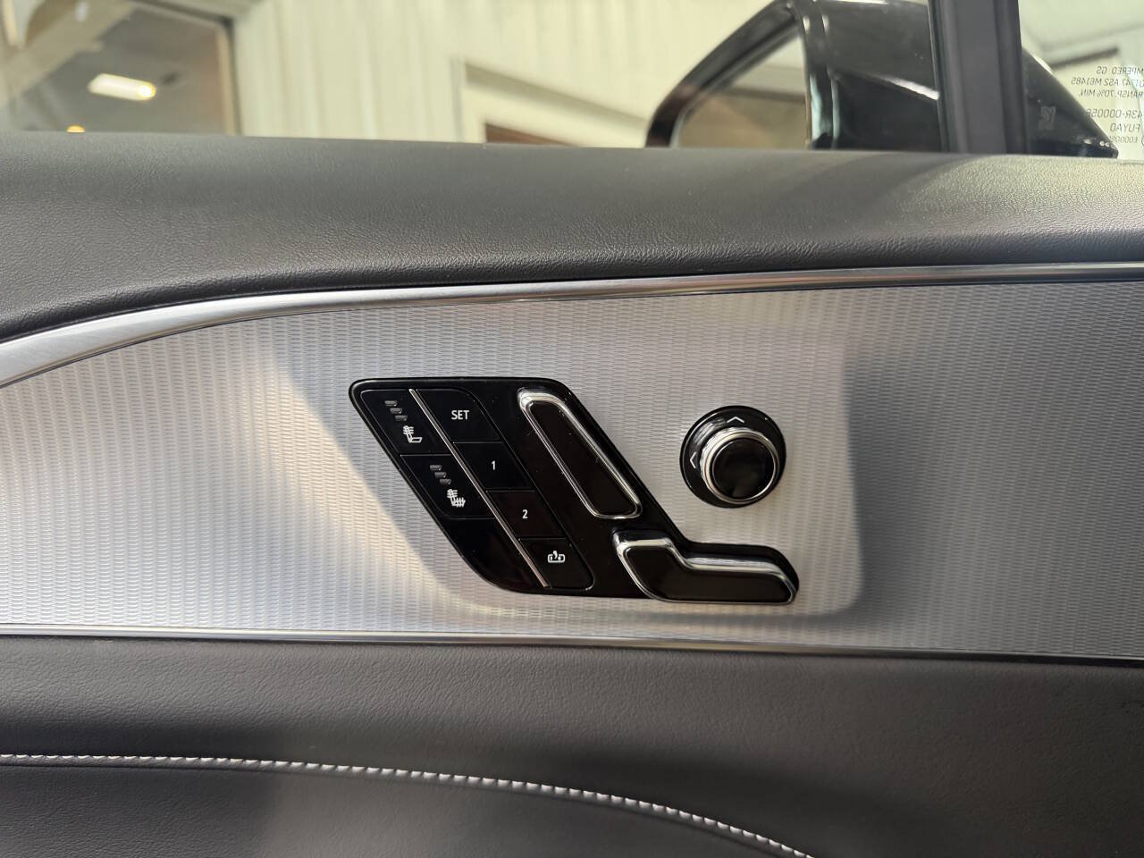 Used 2024 Cadillac Lyriq Tech w/ LPO, Floor Liner Package AWD/4WD image 10