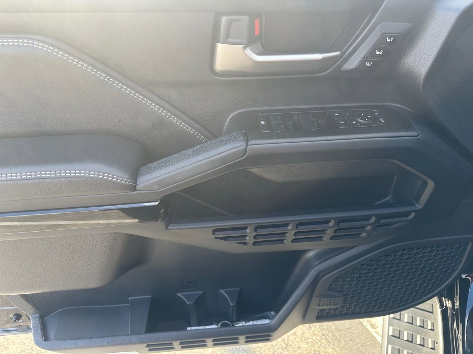 New 2026 Toyota 4Runner Limited AWD/4WD image 19