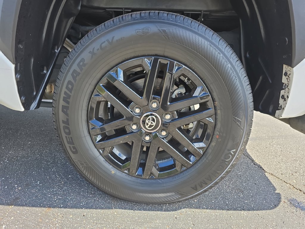 Used 2024 Toyota Tundra SR5 w/ SR5 Convenience Package AWD/4WD image 36