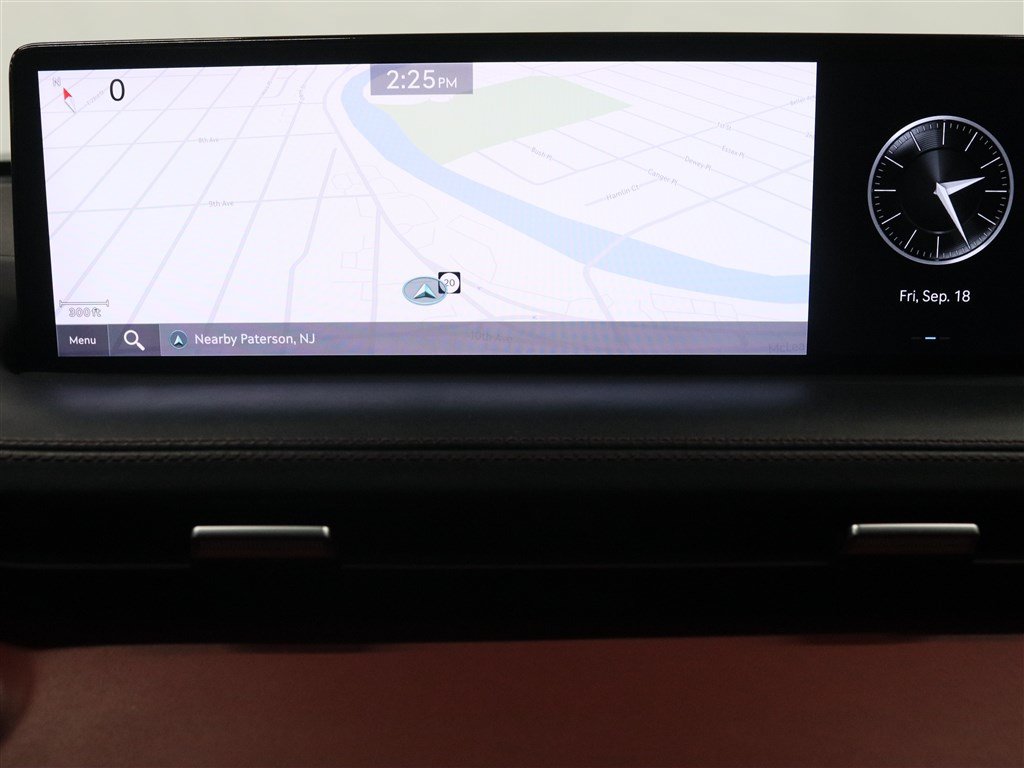 Used 2022 Genesis GV70 2.5T w/ Sport Prestige Package AWD/4WD image 40