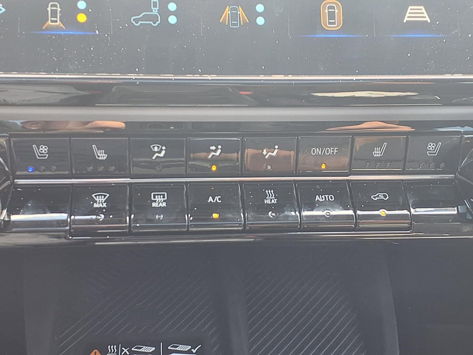 New 2027 Chevrolet Bolt RS w/ Technology Package image 6