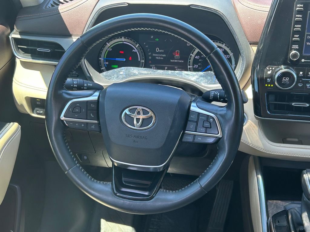 Used 2021 Toyota Highlander Limited FWD image 45