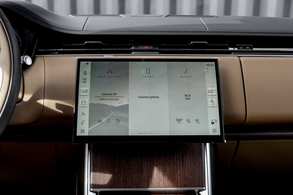 New 2026 Land Rover Range Rover Long Wheelbase SE AWD/4WD image 20