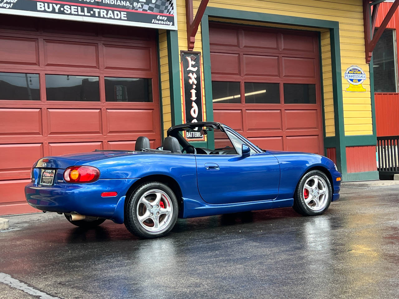 Used 1999 MAZDA MX-5 Miata 10th Anniversary Edition image 14