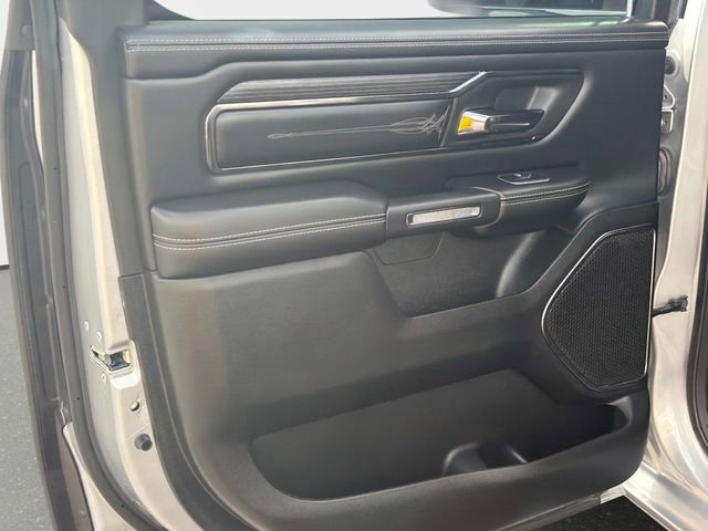 Used 2022 RAM 1500 Limited w/ Body Color Bumper Group AWD/4WD image 11