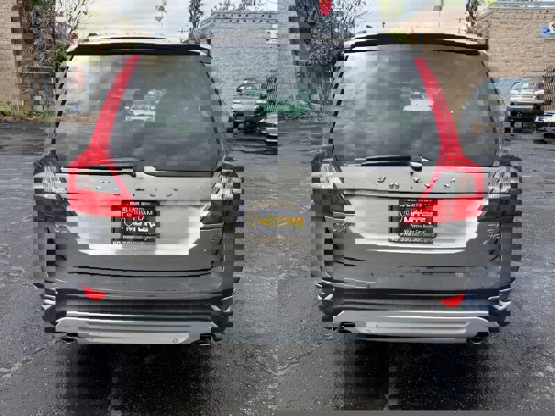 Used 2012 Volvo XC70 T6 Premier Plus image 6