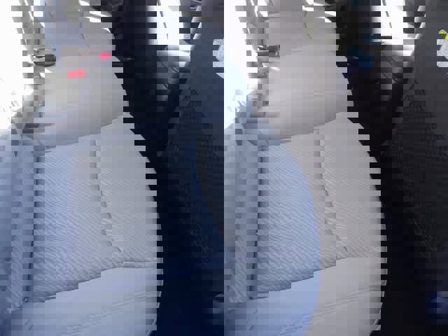 Used 2013 Hyundai Elantra GLS image 18