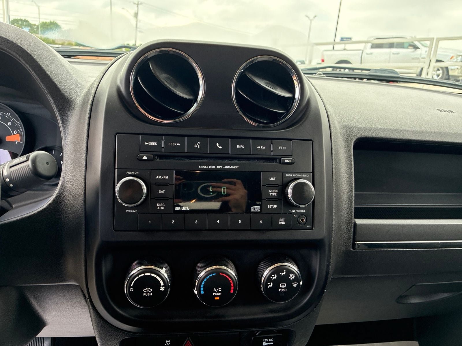 Used 2016 Jeep Patriot Sport w/ Power Value Group FWD image 20