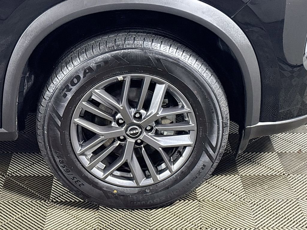 Used 2024 Nissan Rogue S image 22