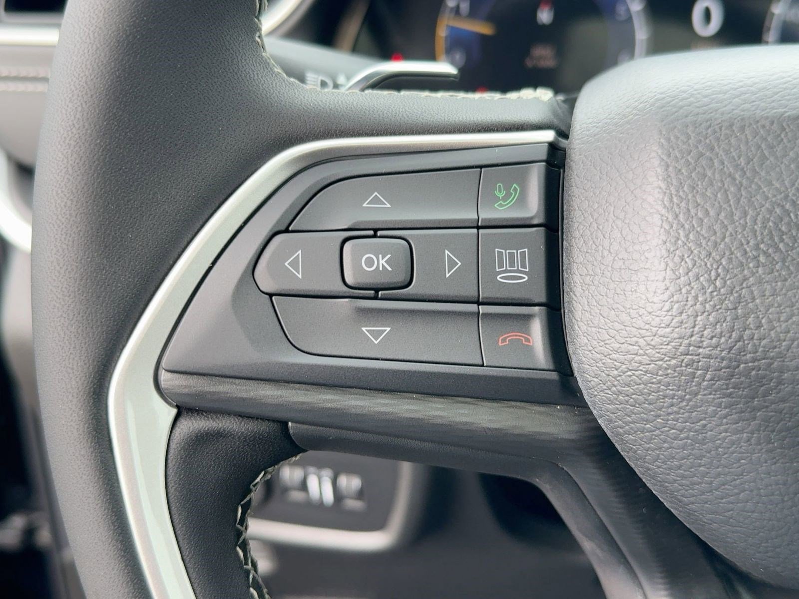 New 2025 Jeep Grand Cherokee Laredo X image 17