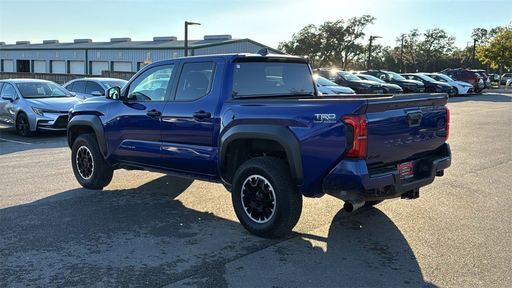 Used 2024 Toyota Tacoma TRD Off-Road image 3